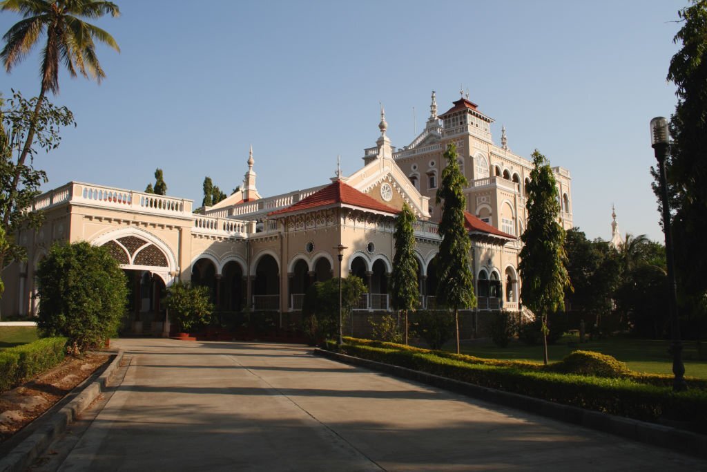 Agra Khan Palace pune, tripowe.com