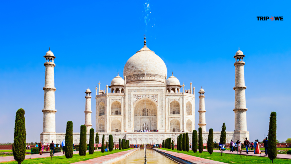 Places to visit in agra