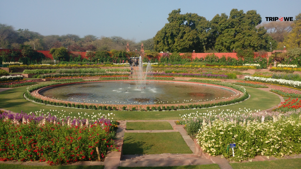 Places to visit in agra