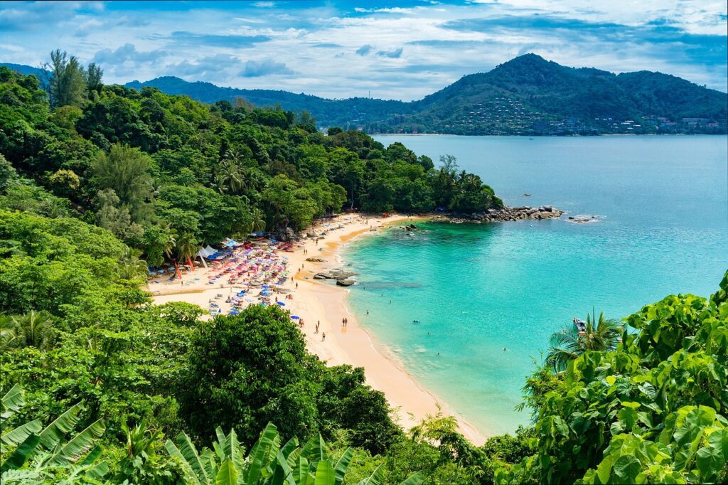 Phuket Travel Guide