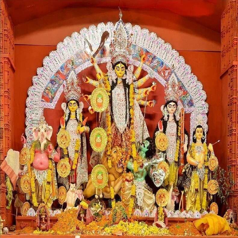 Lokhandwala Durga Puja celebrations