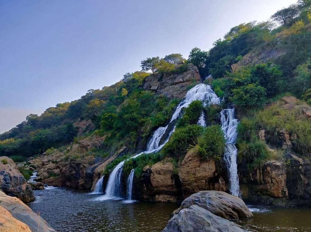 Chunchi Falls: