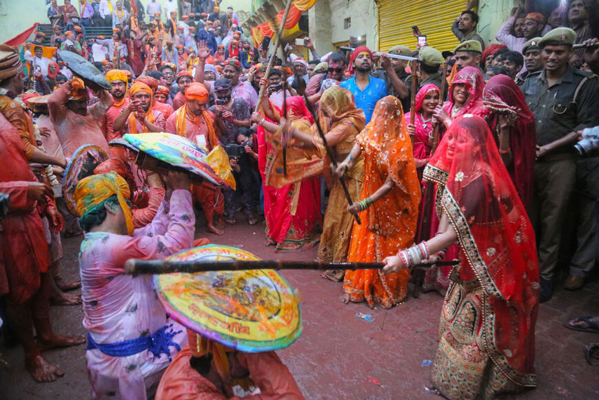 Best Places to Celebrate Holi in India 