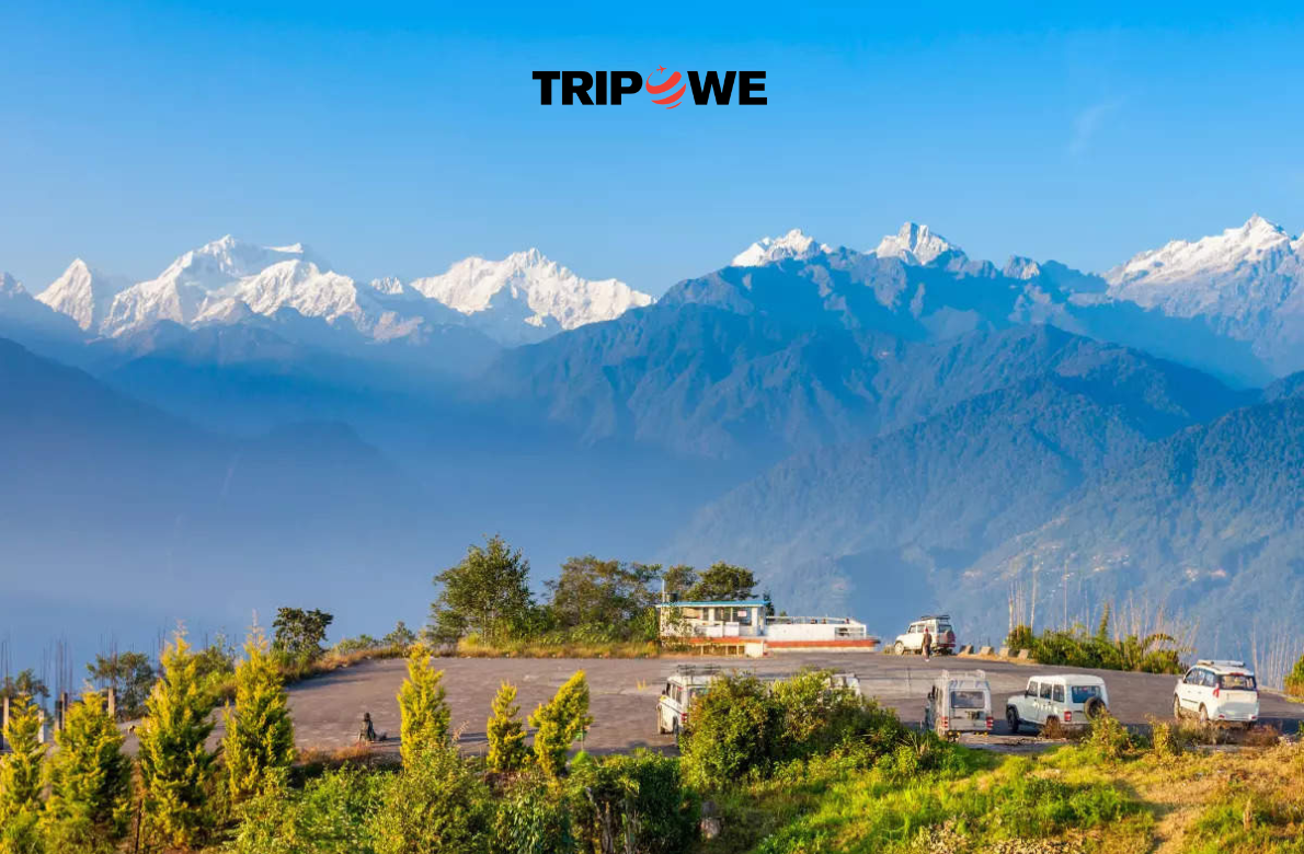 Admiring Pelling: Gateway to Kanchenjunga tripowe.com