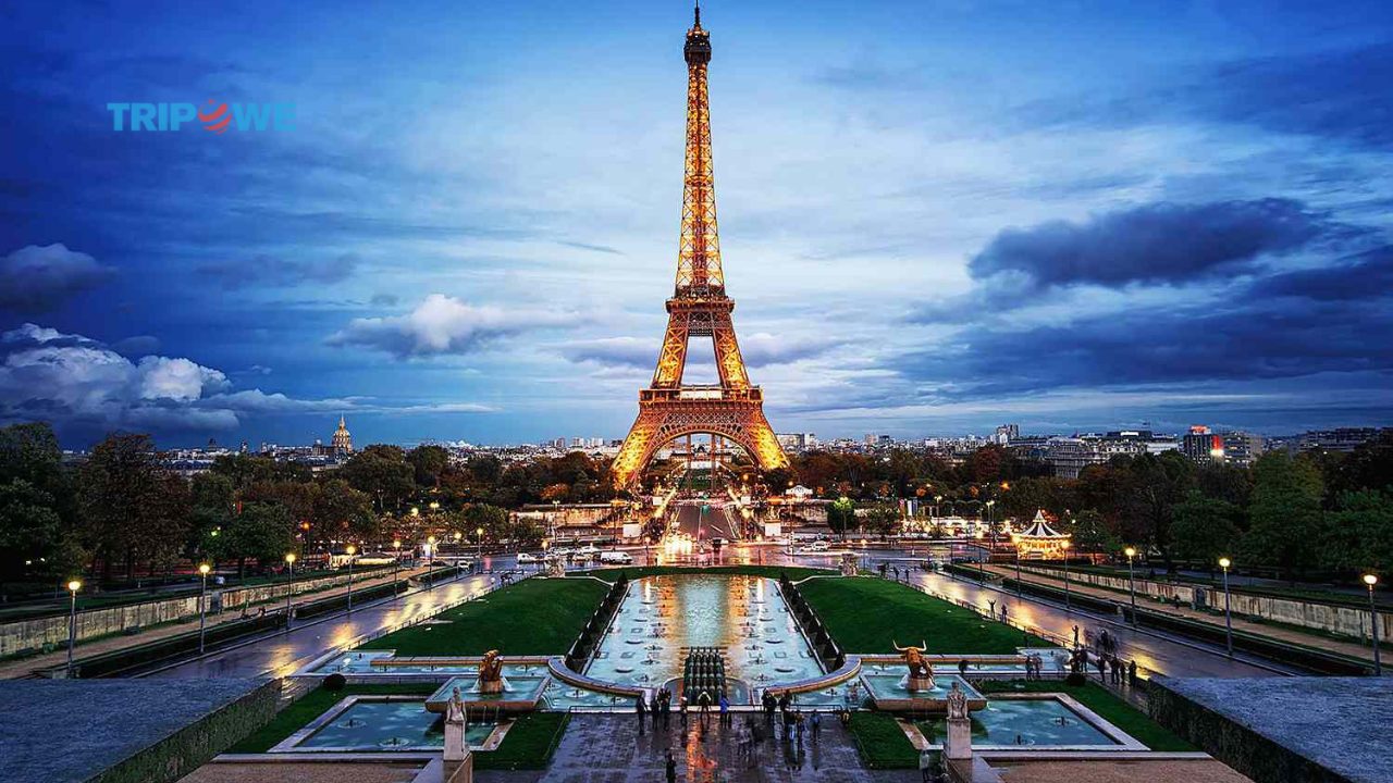 Paris's Eiffel Tower Closure