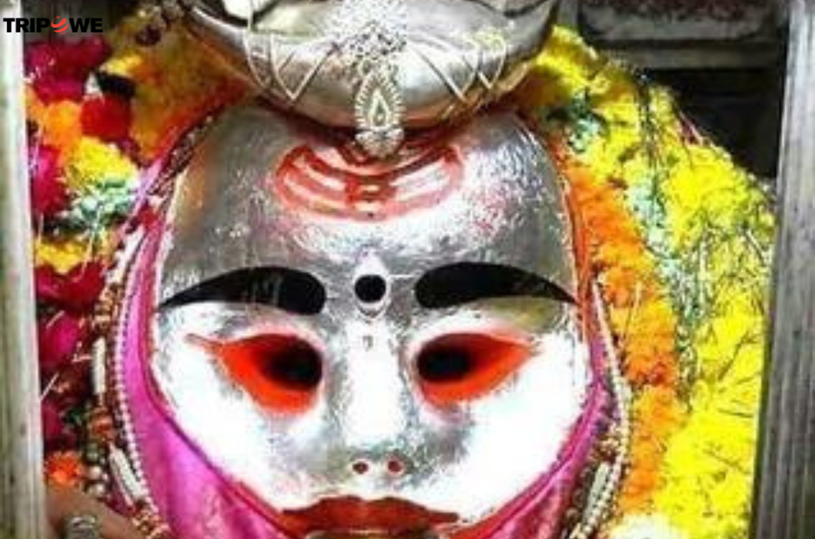 Kal Bhairav Temple Ujjain Story tripowe.com 
