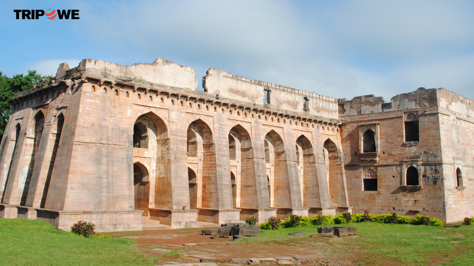 Hindola Mahal tripowe.com