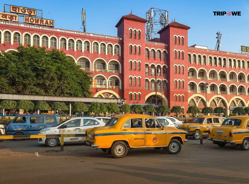 Biggest Railway Stations in India Tripowe.com