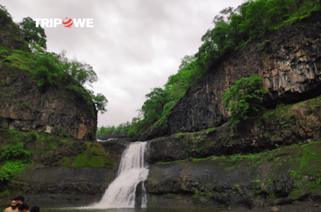 Bhairav Kund Waterfall near Indore tripowe.com