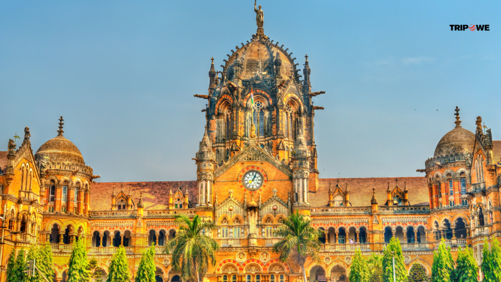 Top Places to Visit in Mumbai for First Time Travelers