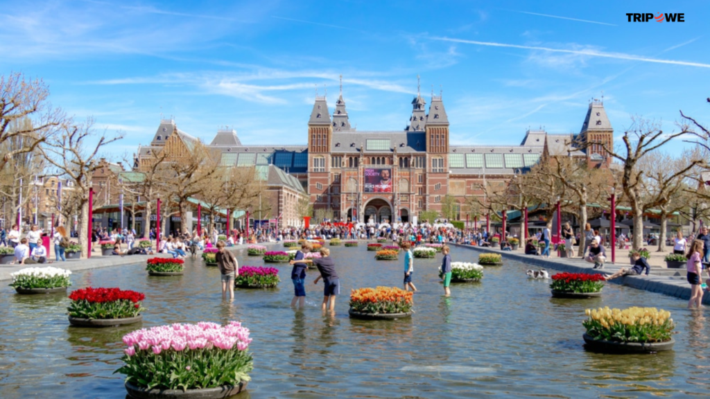  Explore the Best Places to visit in Netherlands