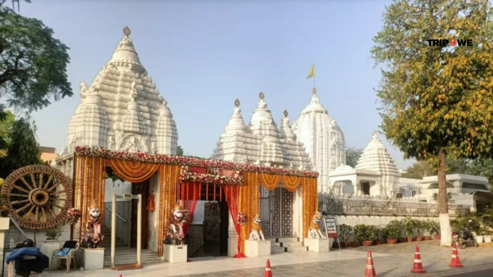 Famous temples in delhi-Tripowe.com