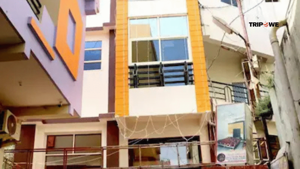 Hotel Near Omkareshwar Temples With Budget-Tripowe.com