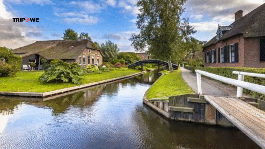 Best Places to visit in netherlands -Tripowe.com