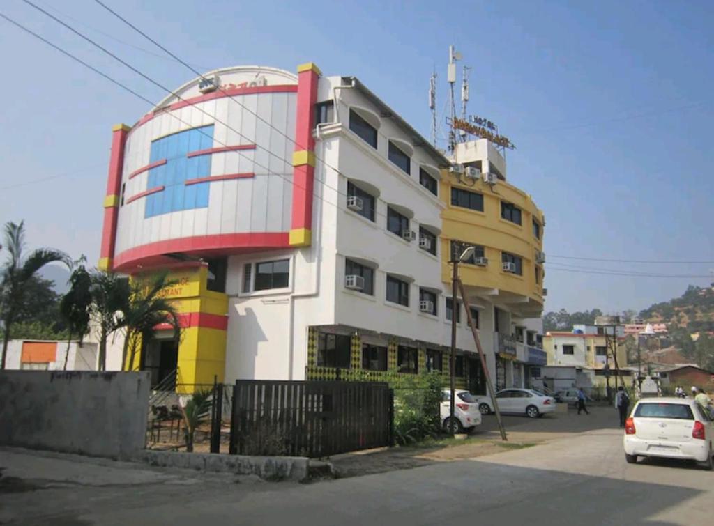 Best hotels to stay near Trimbakeshwar Jyotirlinga tripowe.com