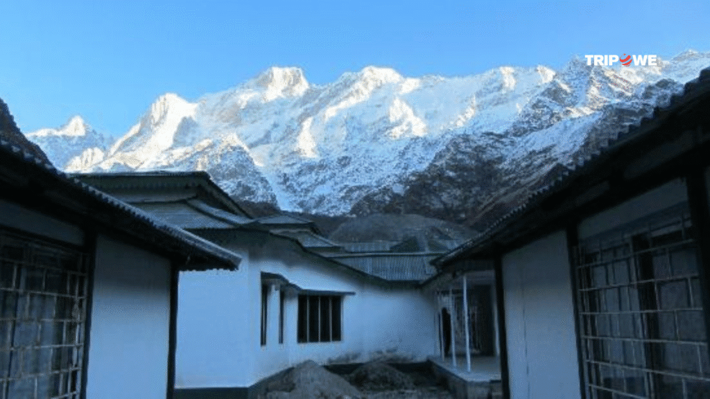 best hotel to stay near kedarnath jyotirlinga