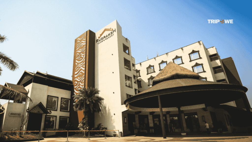 Best Hotel To Stay near mahakaleshwar temple-Tripowe.com
