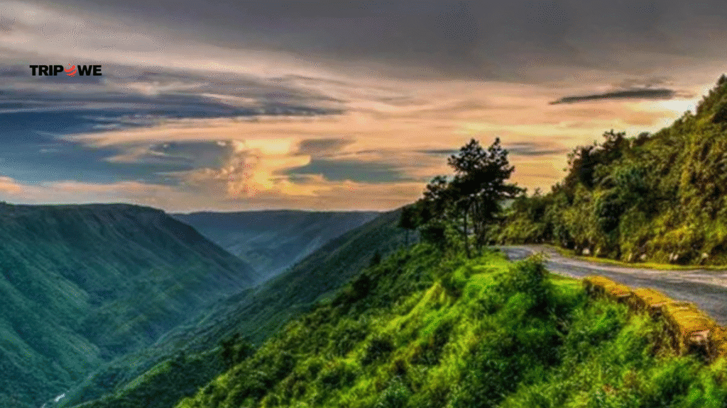 Monsoon Road Trip in India -Tripow.com