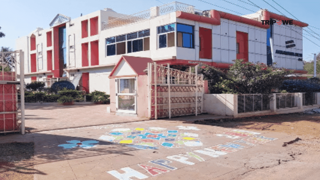 Best hotel to stay near Mallikarjuna Jyotirlinga-Tripowe.com