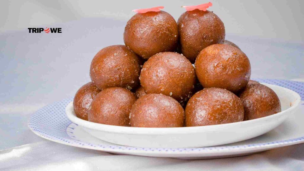 Delicious Diwali Sweets and Snacks-Tripowe.com