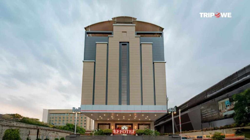Dhak Dhak storytelling show Indore 2025-Tripowe.com