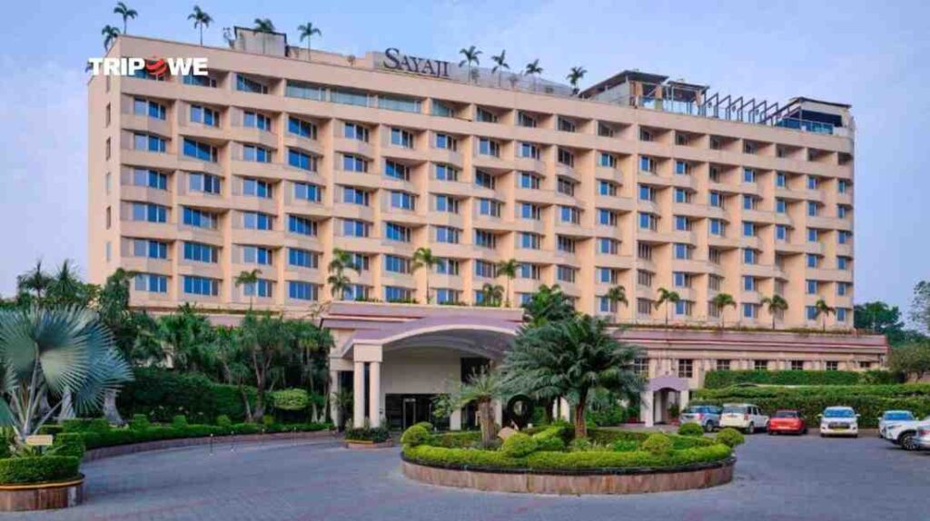 Ladies Aadami by Vivek Samtani Indore 2025-Tripowe.com